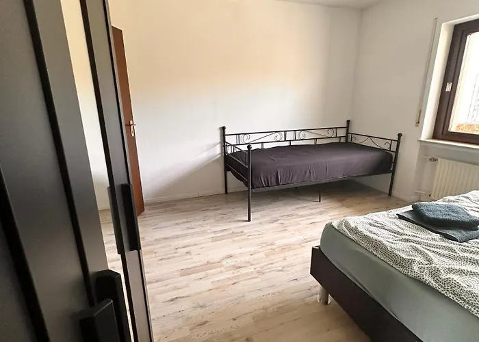 Apartamento Schoene Mit Waldblick In *