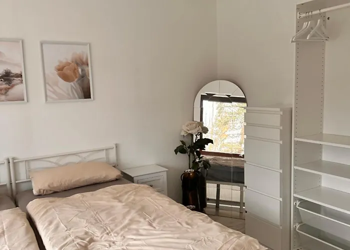 Schoene Mit Waldblick In * Dillenburg